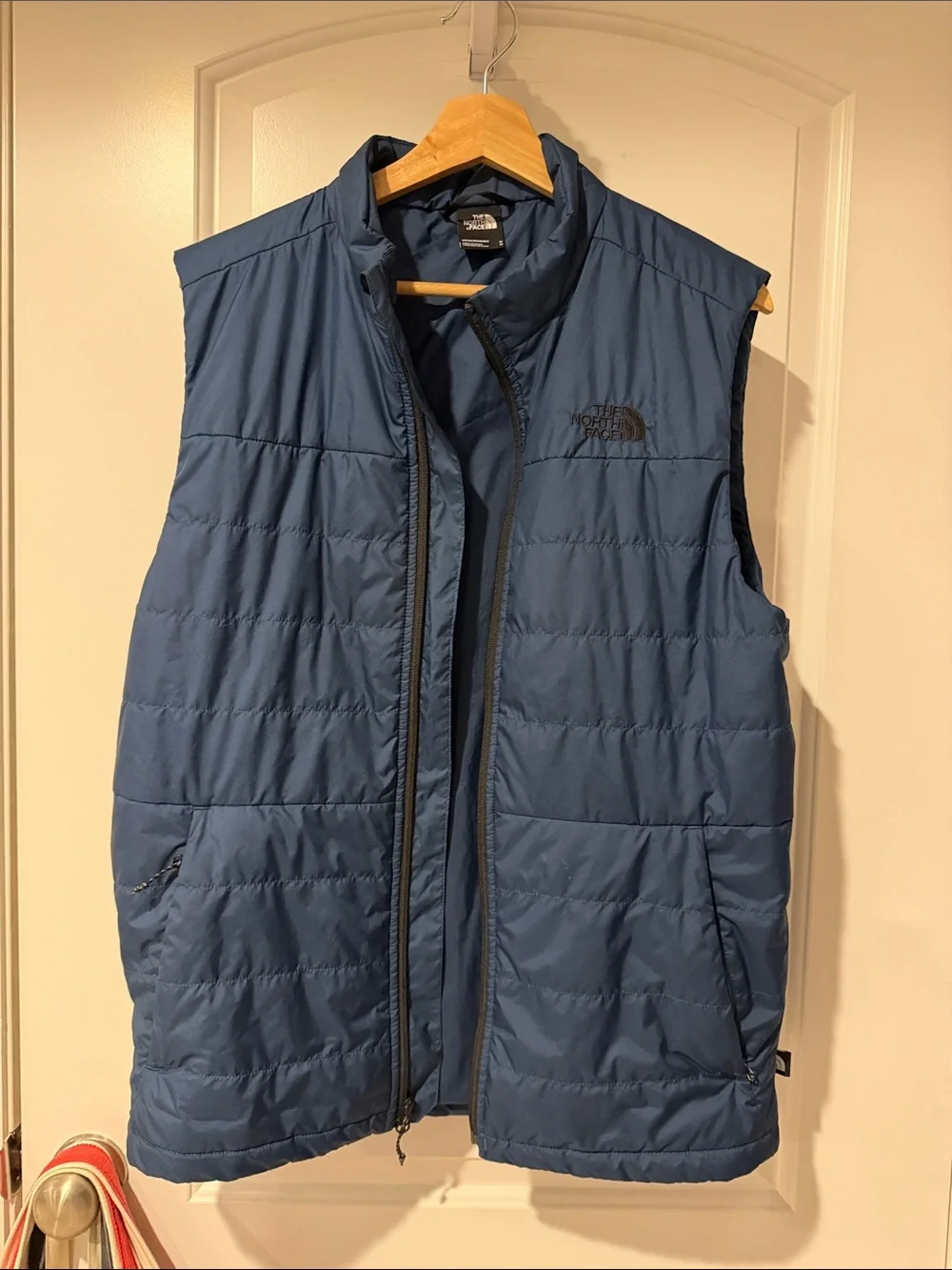The North Face Men's Slate Blue Quilted Insulated Vest